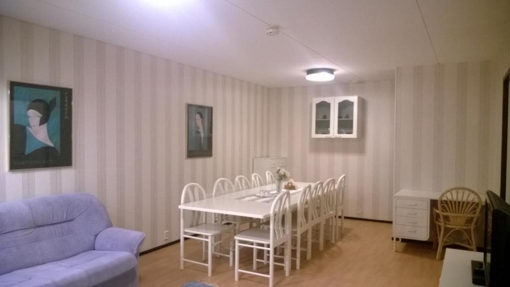 Hotelli Sandels Siilinjärvi エクステリア 写真